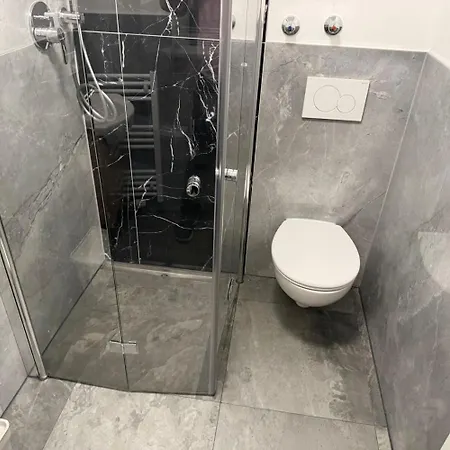 Upscale In * Bergisch Gladbach