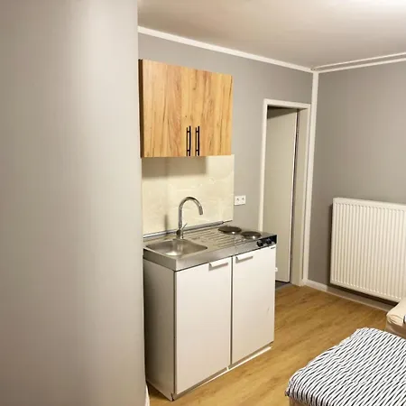 Upscale In Apartament *